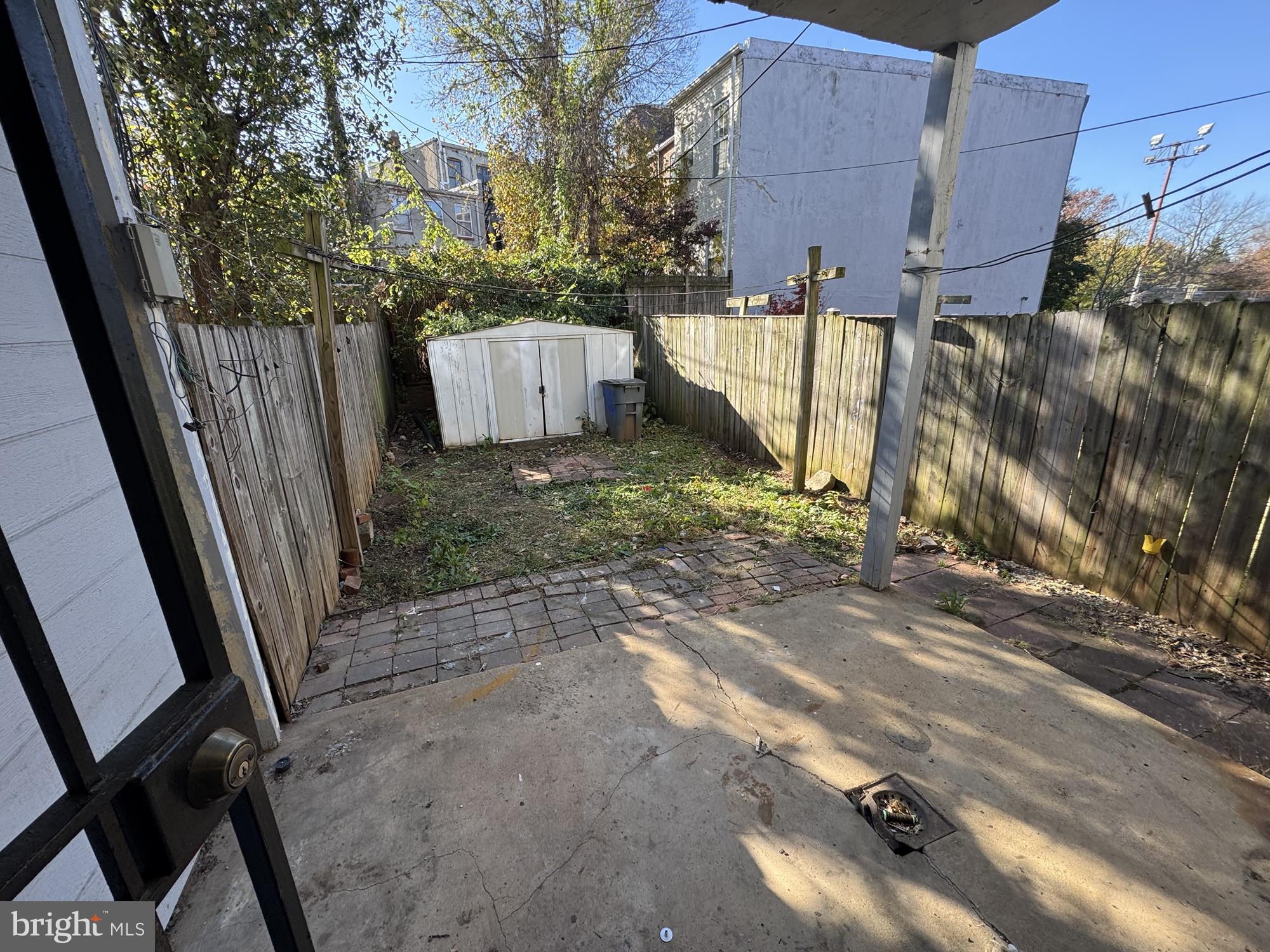 38 N Street Northwest Washington, DC 20001 - Photo 19 of 20 a view of outdoor space and yard