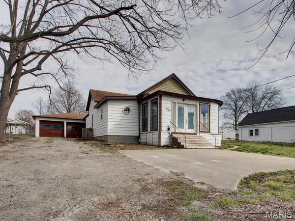 $129,900 | 3620 Market Street, Hannibal, MO 63401