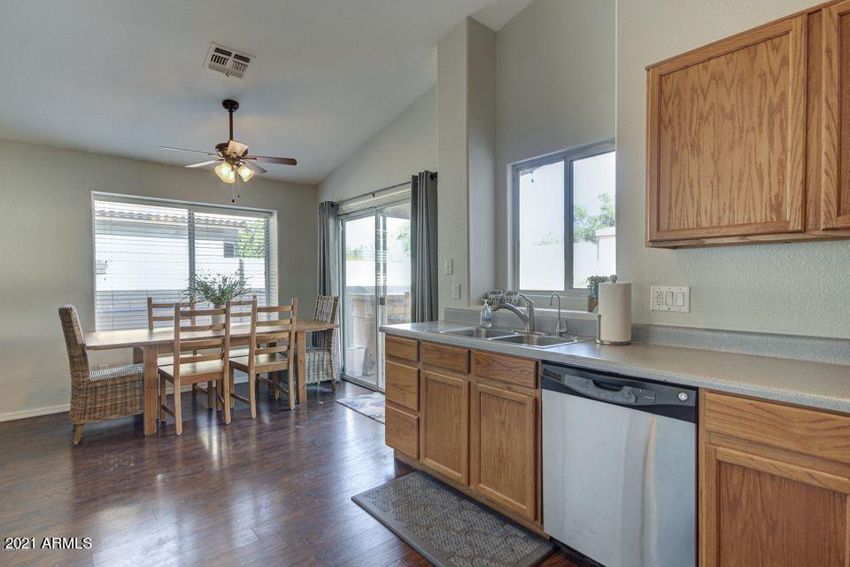 661 North Joshua Tree Lane Gilbert, AZ 85234 - Photo 11 of 26 20200214180005469237000000-o copy