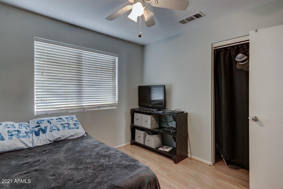 661 North Joshua Tree Lane Gilbert, AZ 85234 - Photo 15 of 26 20200214180107535232000000-o (1)