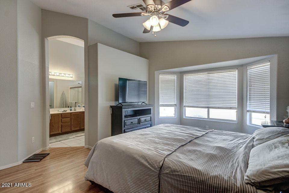 661 North Joshua Tree Lane Gilbert, AZ 85234 - Photo 18 of 26 20200214180138550996000000-o