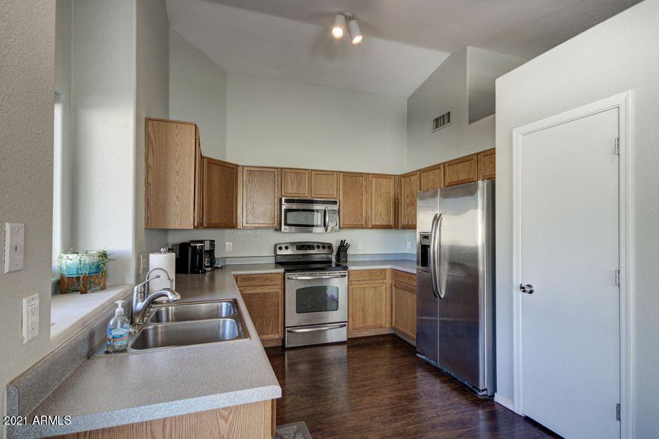 661 North Joshua Tree Lane Gilbert, AZ 85234 - Photo 8 of 26 20200214175939768980000000-o