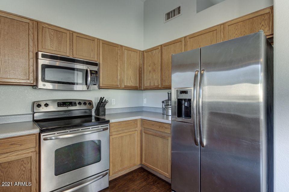 661 North Joshua Tree Lane Gilbert, AZ 85234 - Photo 10 of 26 20200214175955255815000000-o