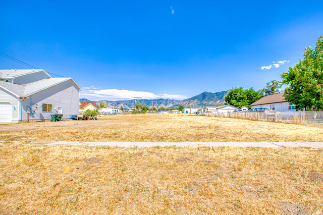 532 North 100 West, Unit 2 Tooele, UT 84074 - Photo 1 of 13