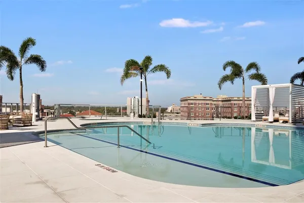 $7,000 | 400 Central Avenue, Unit 906, St. Petersburg, FL 33701