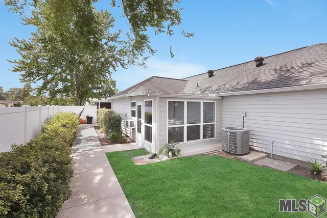 $215,000 | 15861 Profit Avenue, Baton Rouge, LA 70817