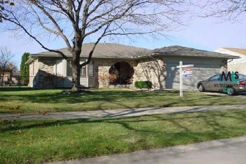 45517 Spagnuolo Road Macomb, MI 48044 - Photo 1 of 9 662899.JPG