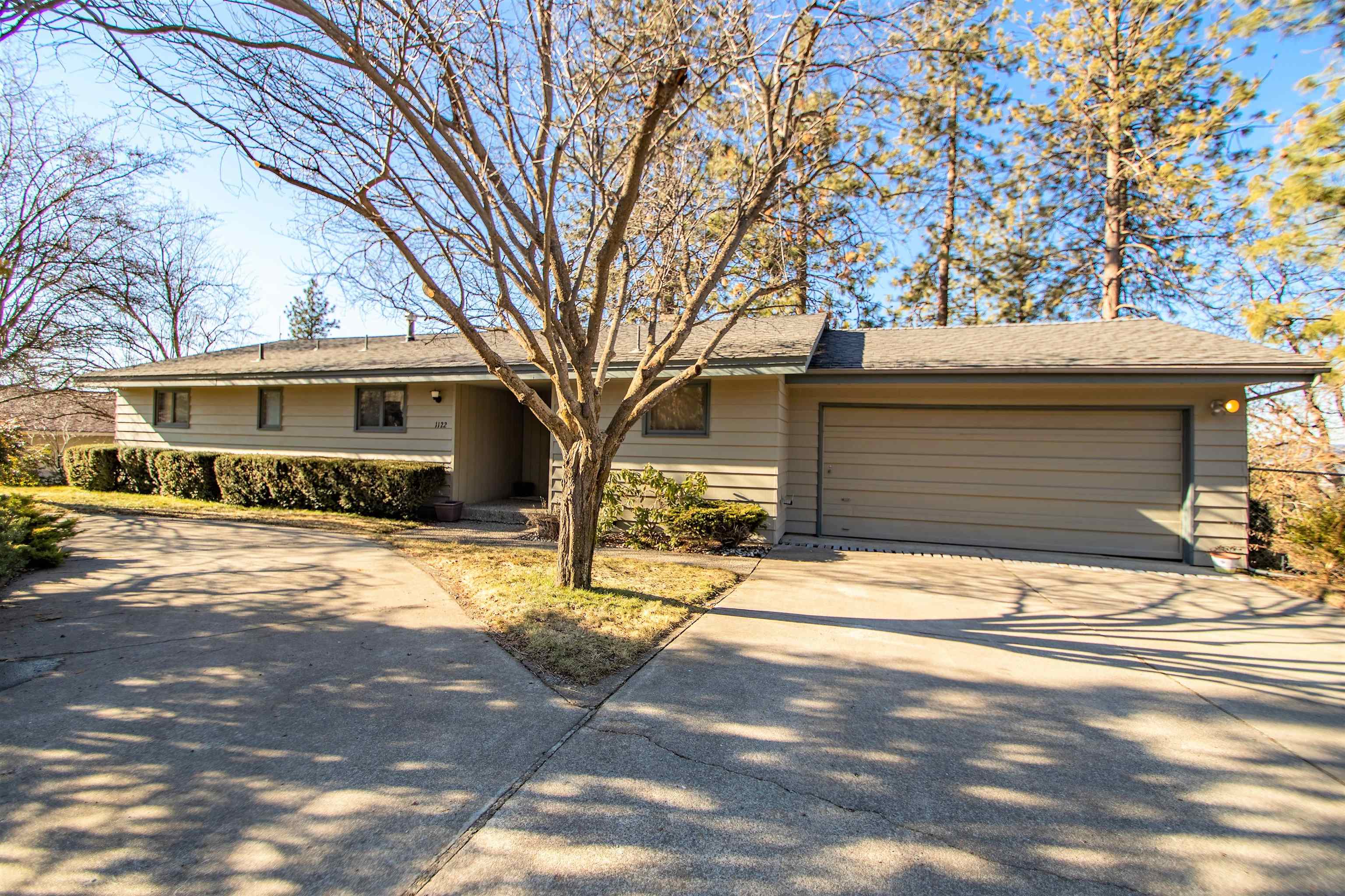 1122 South Center Road Spokane Valley, WA 99212 - Photo 1 of 46