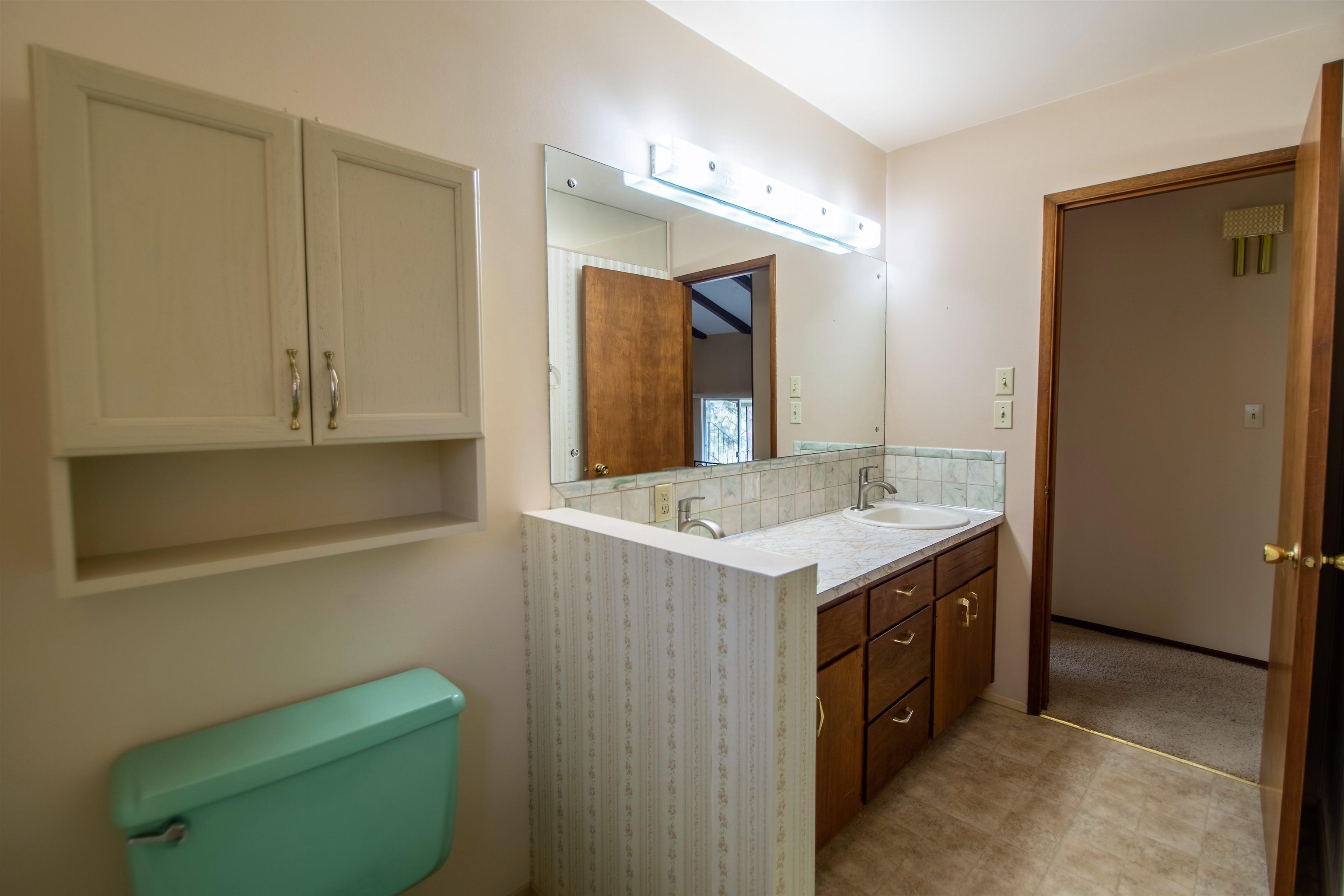 1122 South Center Road Spokane Valley, WA 99212 - Photo 19 of 46