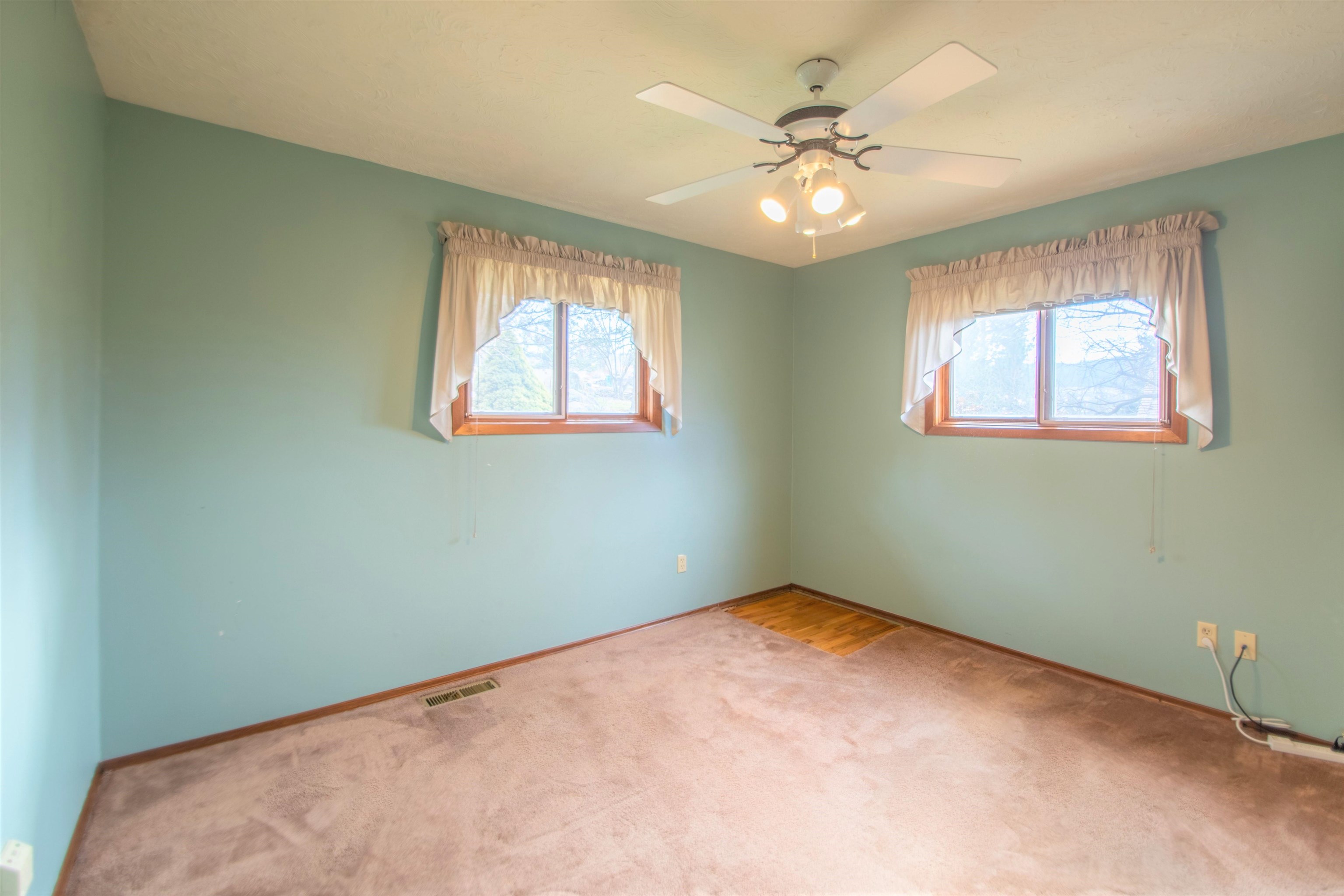 1122 South Center Road Spokane Valley, WA 99212 - Photo 21 of 46