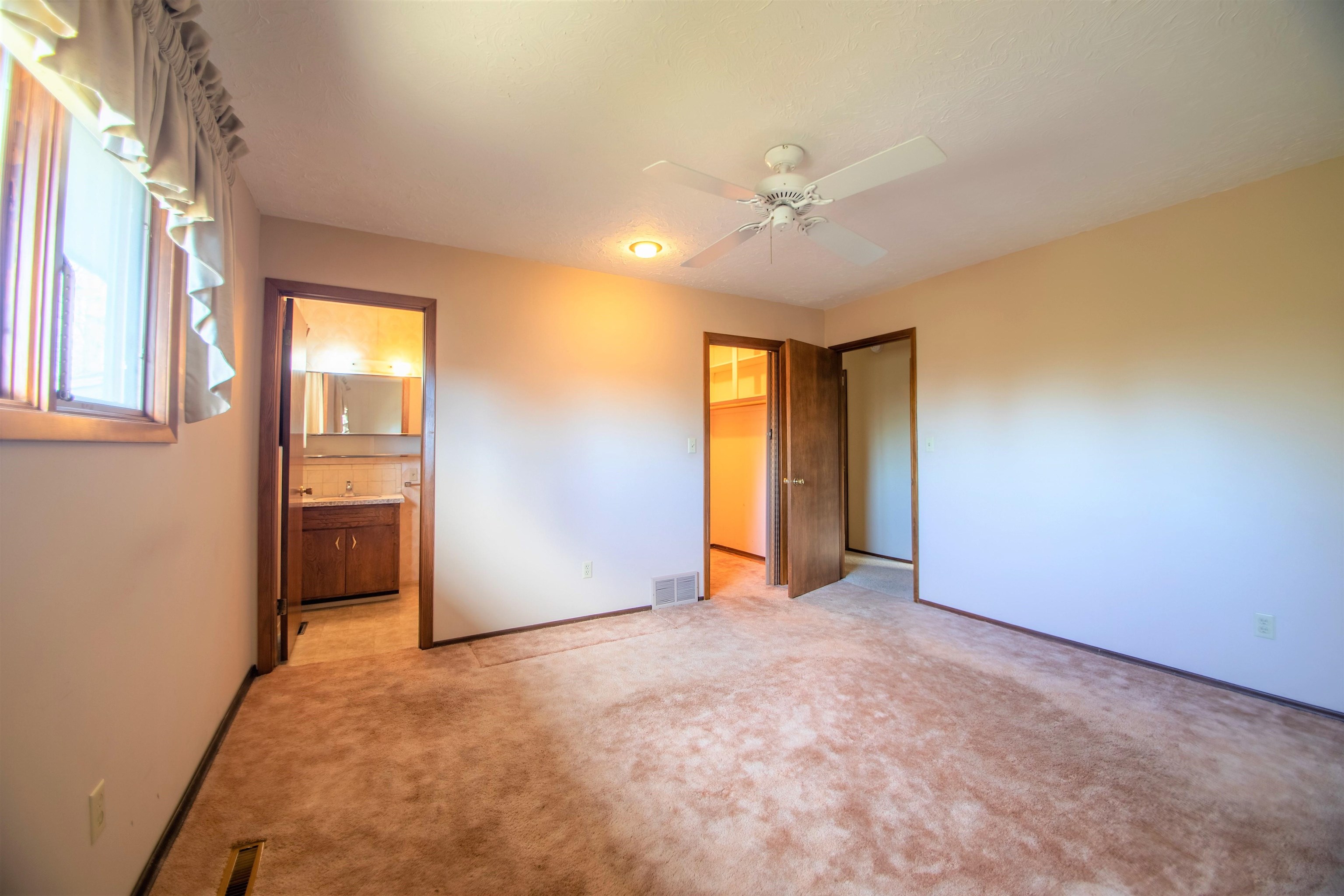 1122 South Center Road Spokane Valley, WA 99212 - Photo 25 of 46