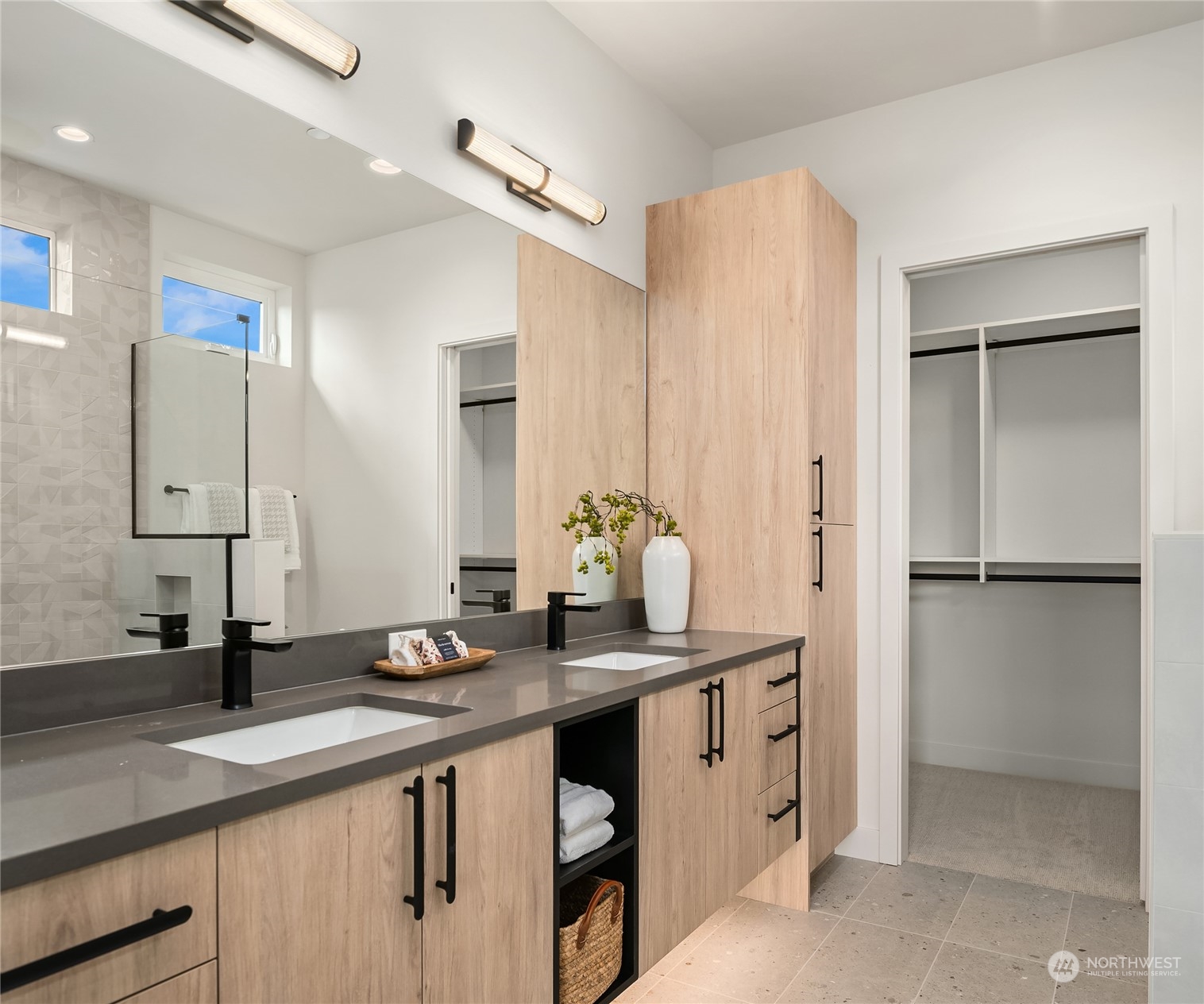 1223 North 47th Street Seattle, WA 98103 - Photo 25 of 39 Gallery Image 25