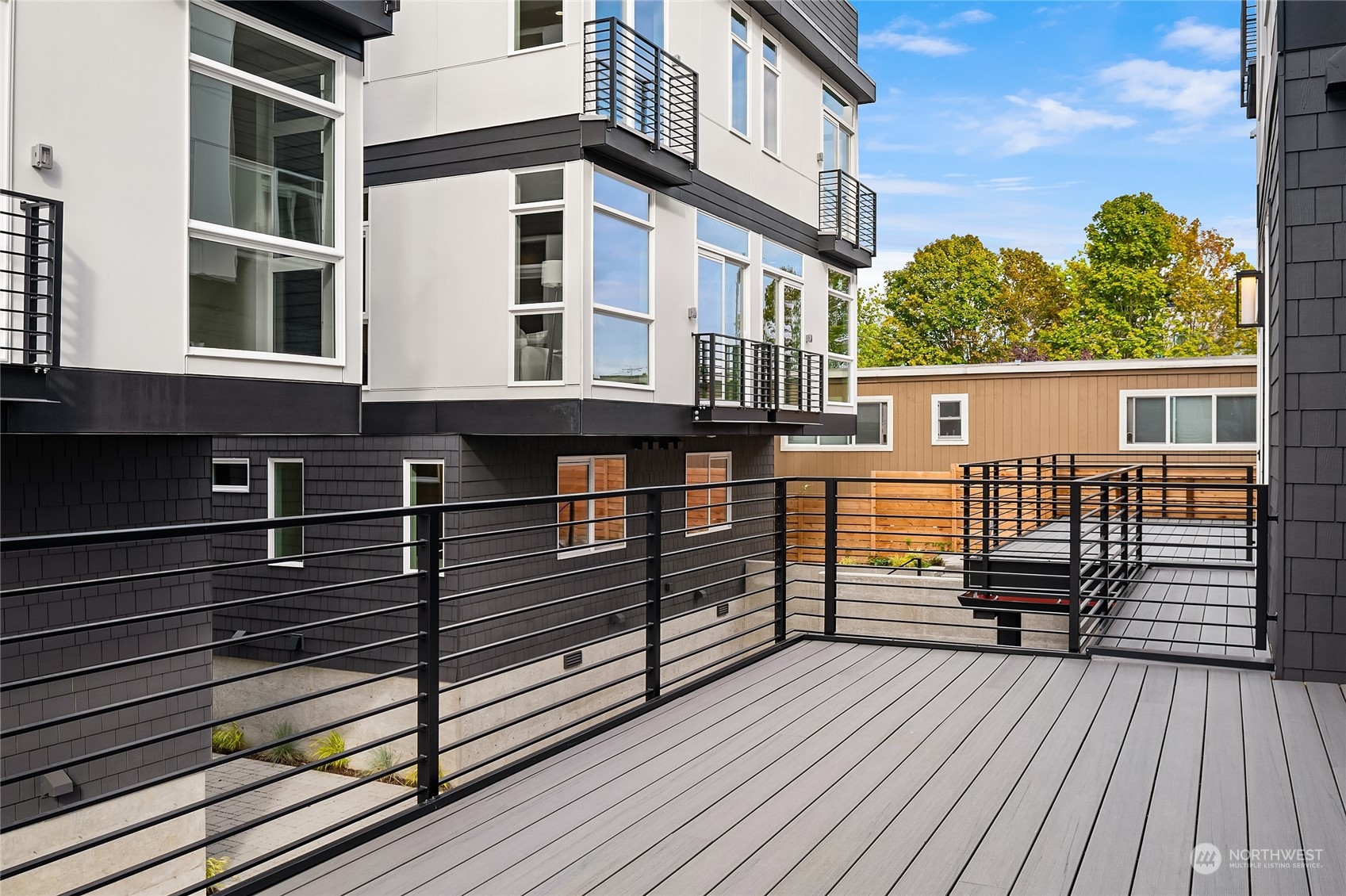 1223 North 47th Street Seattle, WA 98103 - Photo 29 of 39 Gallery Image 29