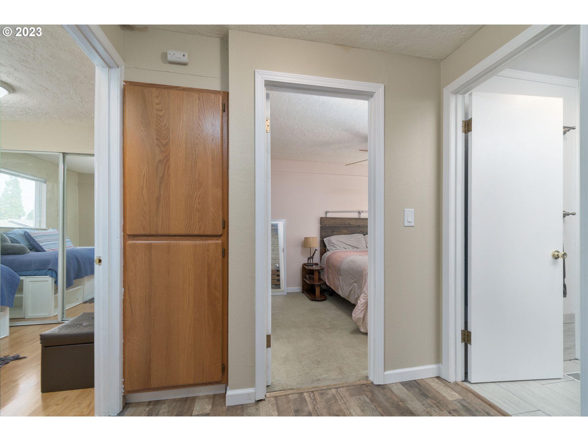 535 West M Street Springfield, OR 97477 - Photo 10 of 48 a view of a bedroom from a hallway