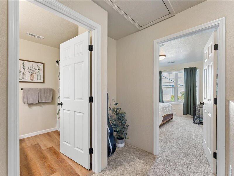 450 Midway Road, Unit 34 Medford, OR 97501 - Photo 12 of 17 16-INT (10 of 11)