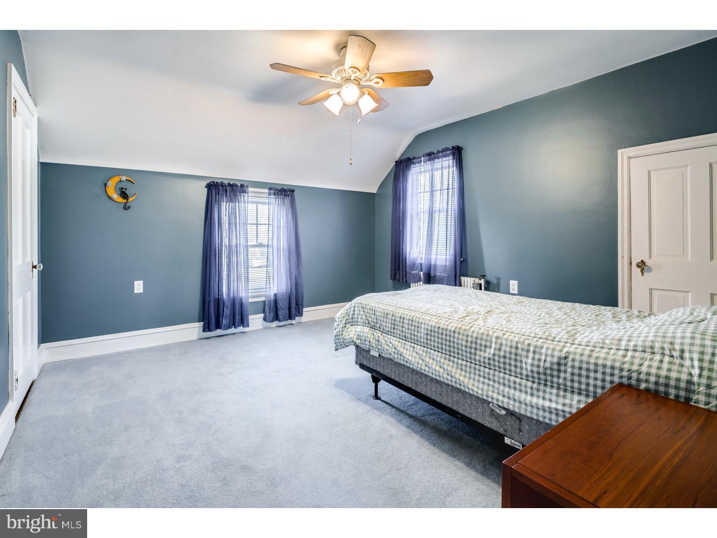 798 Woodlane Road Edgewater Park, NJ 08010 - Photo 12 of 25 Bedroom 2