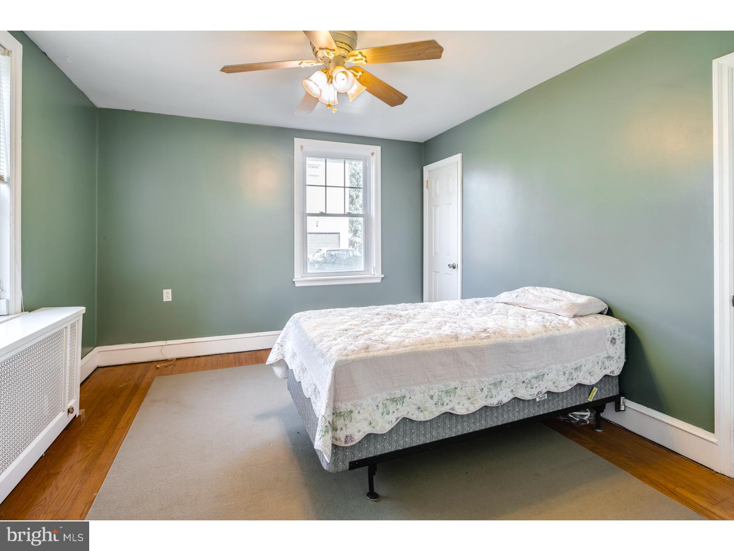 798 Woodlane Road Edgewater Park, NJ 08010 - Photo 13 of 25 Bedroom - Main