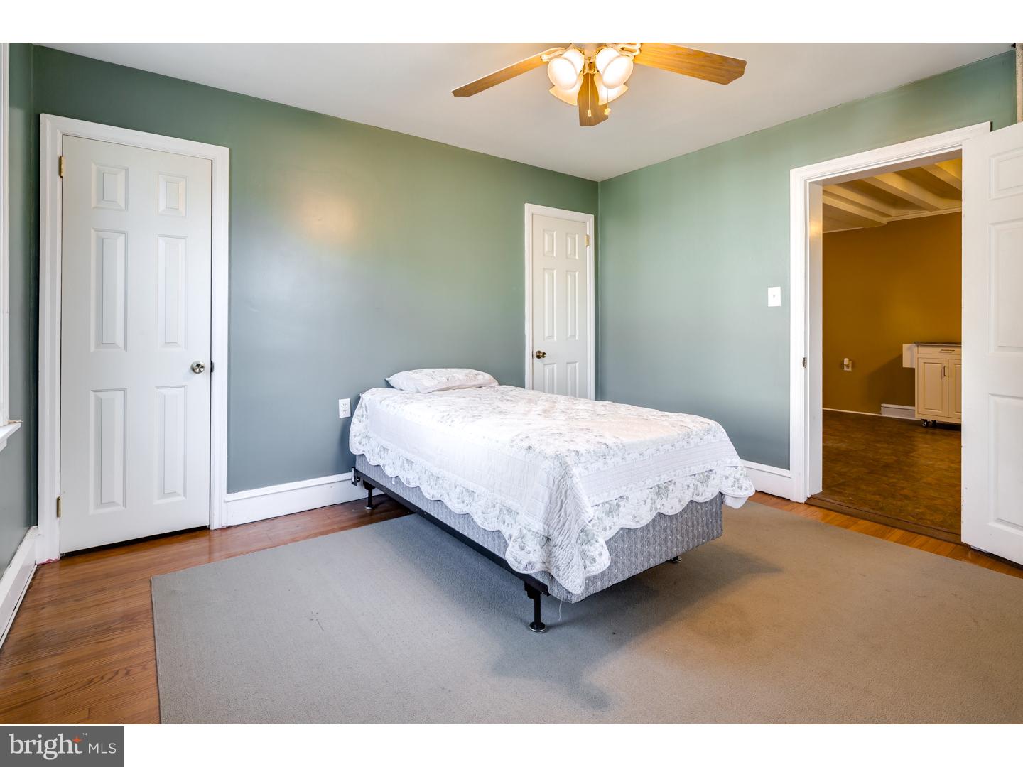 798 Woodlane Road Edgewater Park, NJ 08010 - Photo 14 of 25 Bedroom - Main