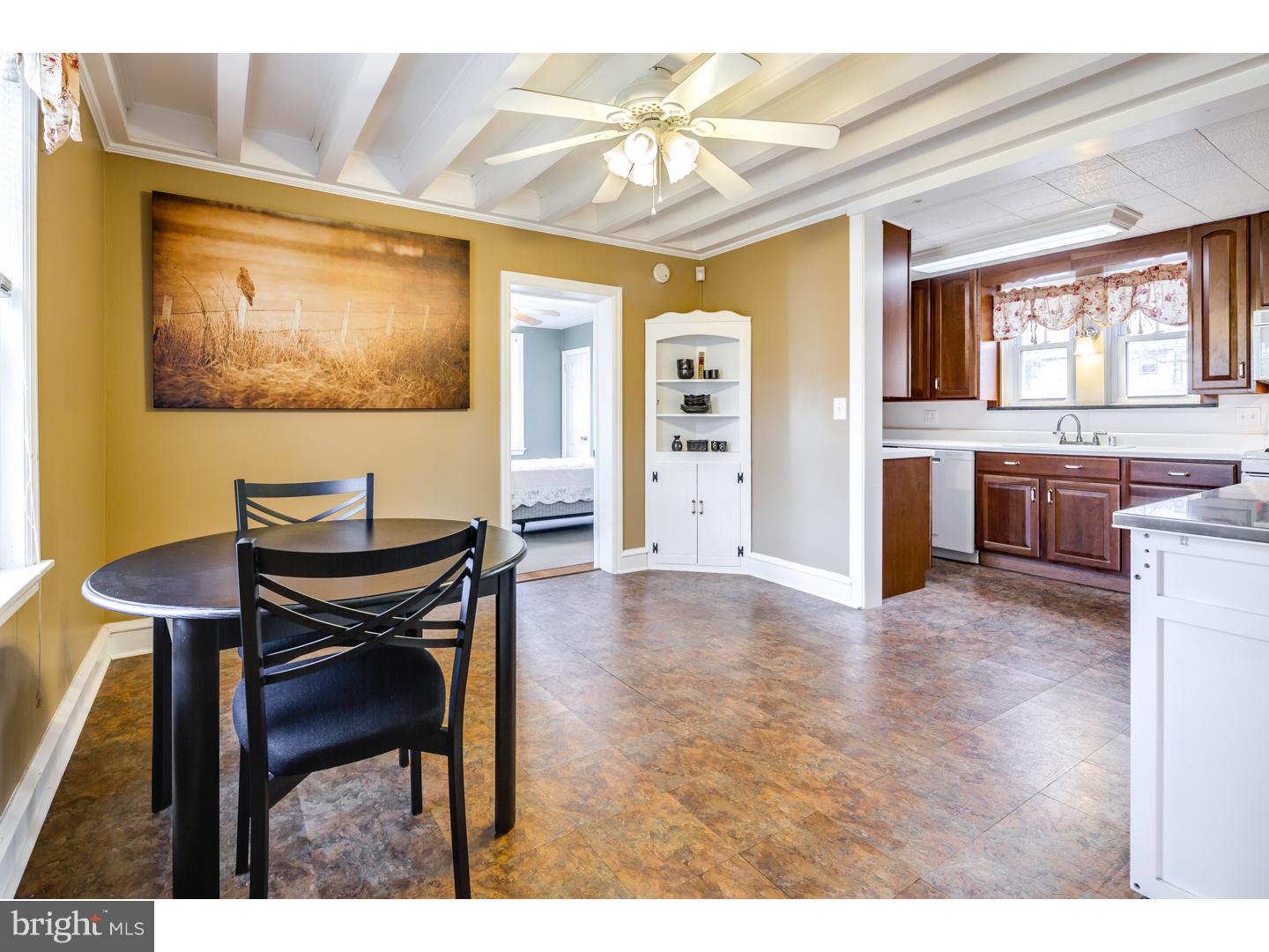 798 Woodlane Road Edgewater Park, NJ 08010 - Photo 6 of 25 Kitchen