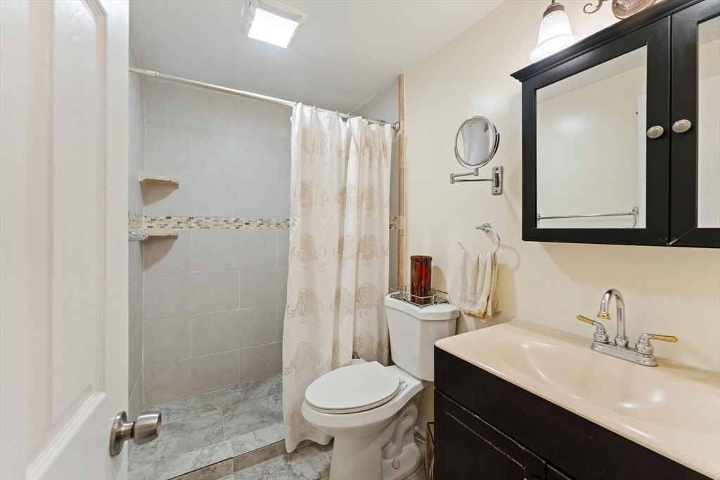 44 Drexel Street Worcester, MA 01602 - Photo 19 of 41