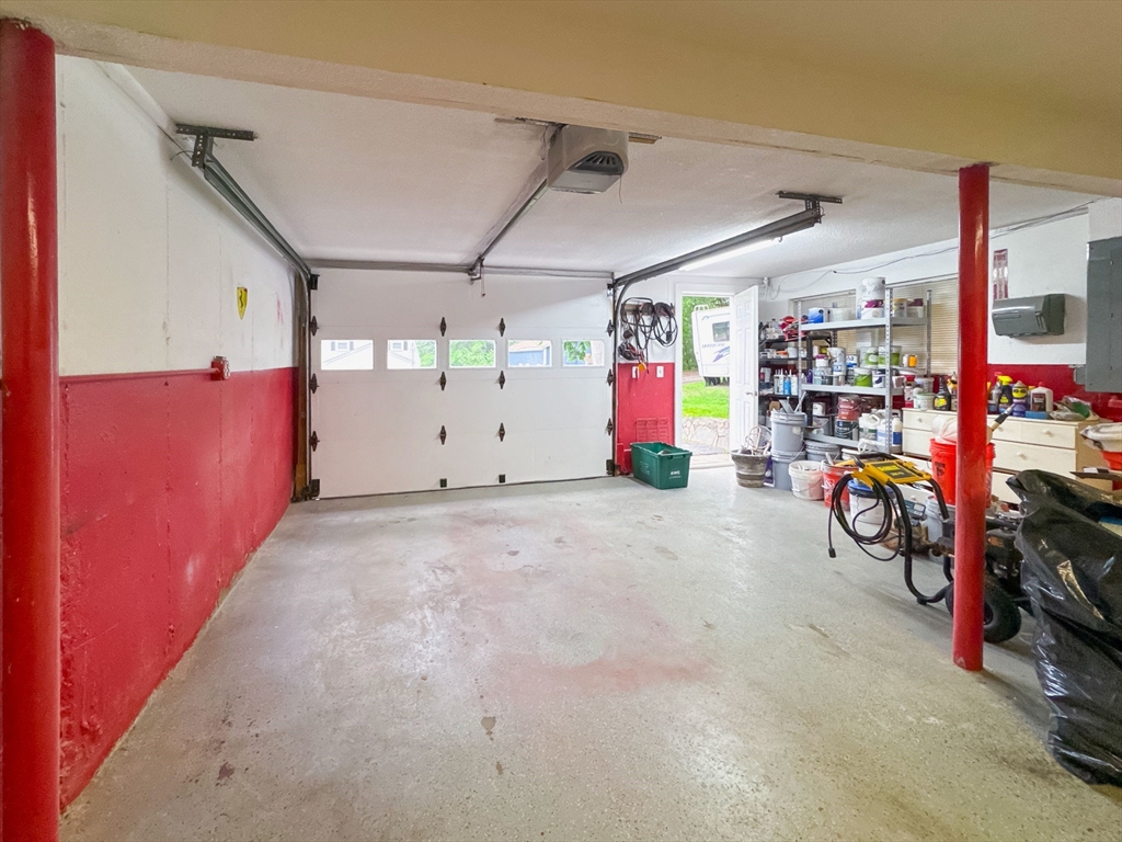 44 Drexel Street Worcester, MA 01602 - Photo 32 of 41