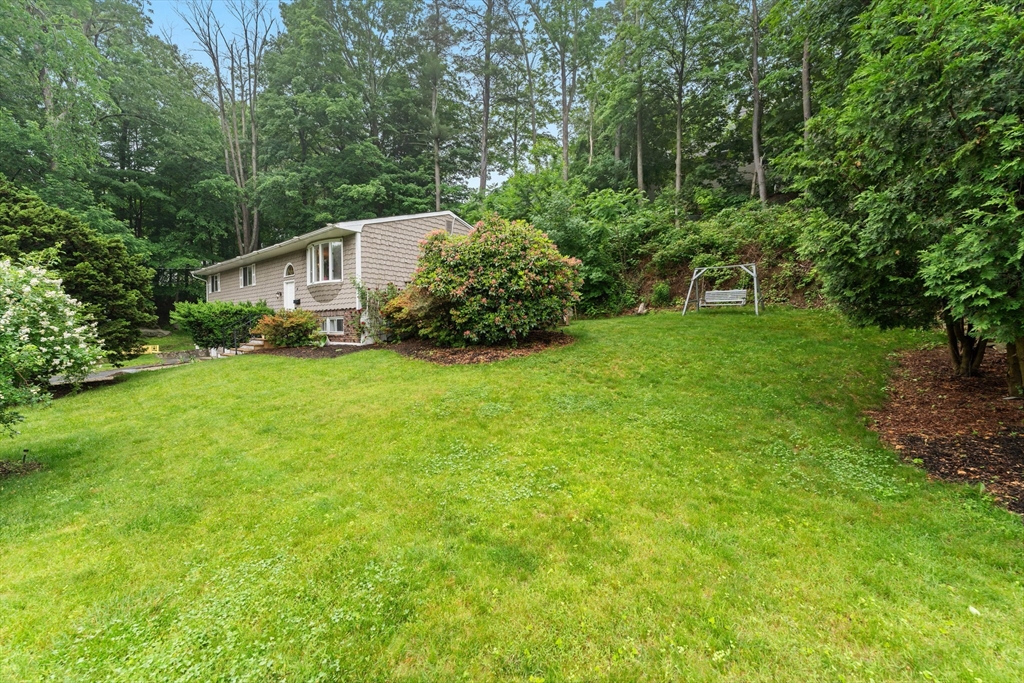 44 Drexel Street Worcester, MA 01602 - Photo 34 of 41