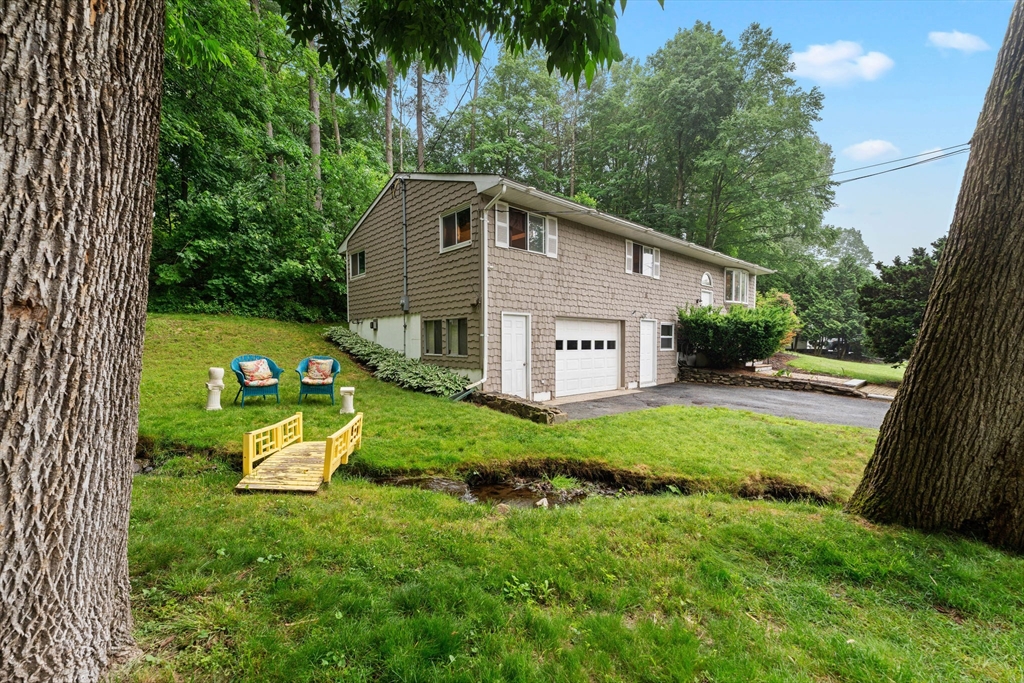 44 Drexel Street Worcester, MA 01602 - Photo 40 of 41