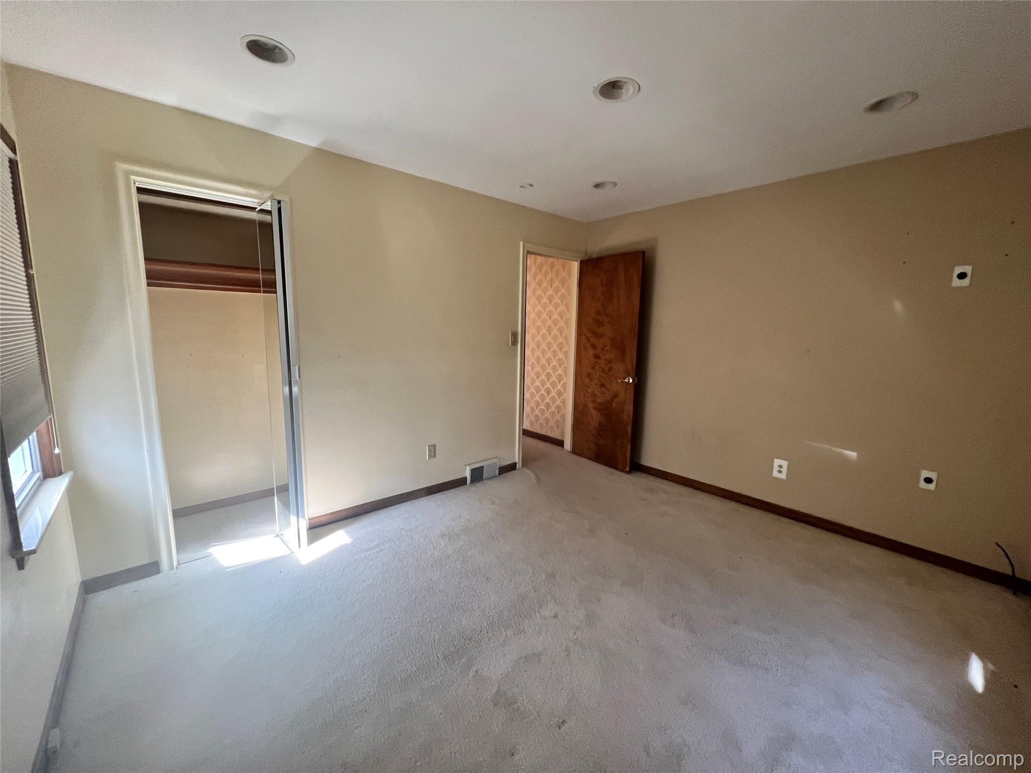 22815 Rausch Avenue Eastpointe, MI 48021 - Photo 12 of 30 Photo Feb 24, 11 31 01 AM.jpg