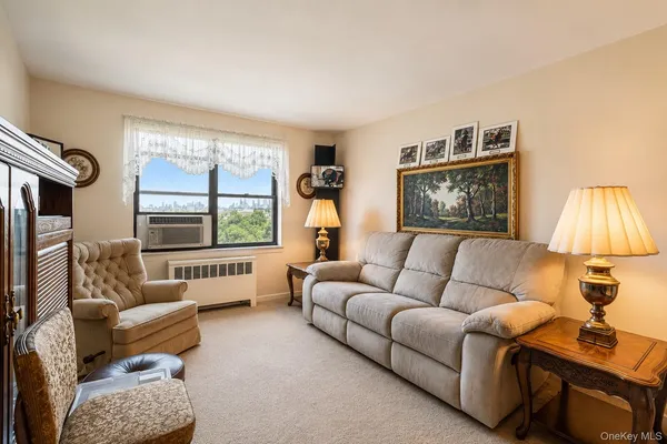 $399,000 | 5224 65th Place, Unit 3L | Maspeth