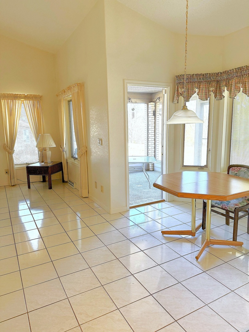 132 Fox Trot Dixon, IL 61021 - Photo 11 of 42 a living room with a table chairs and a table