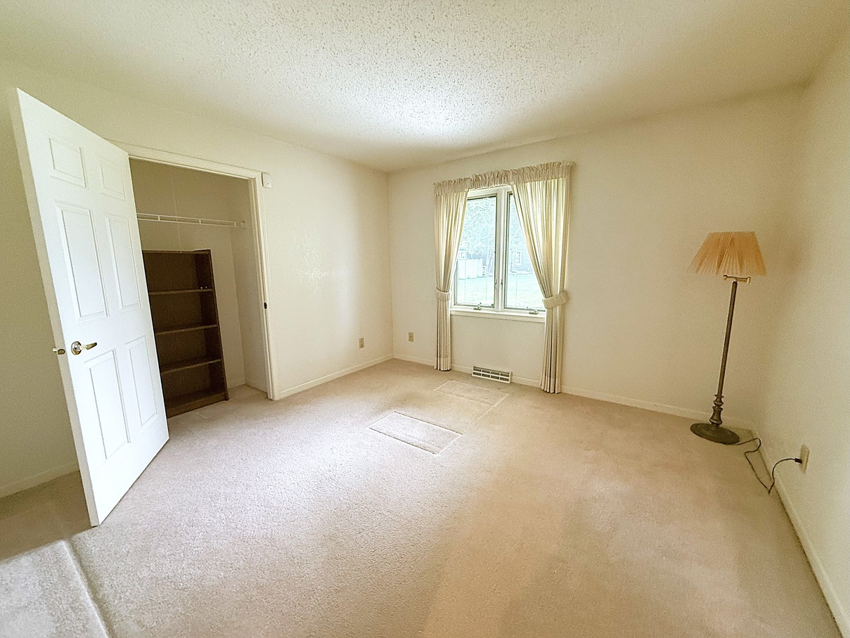 132 Fox Trot Dixon, IL 61021 - Photo 23 of 42 an empty room with windows