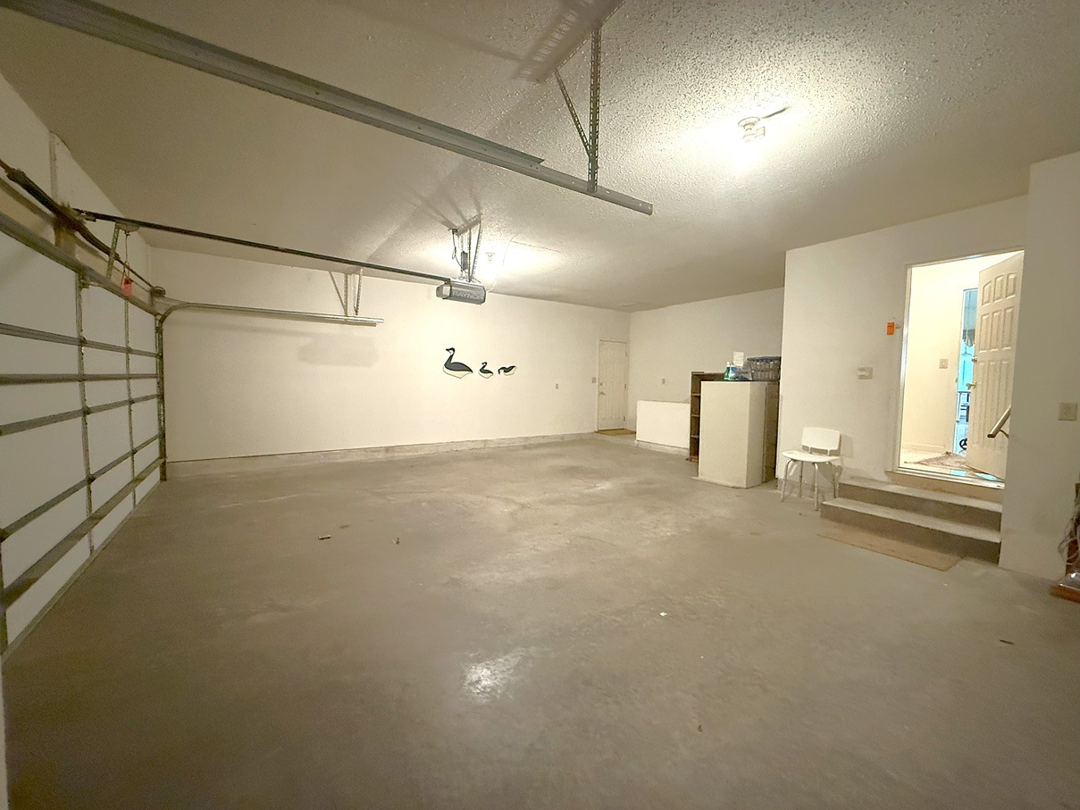 132 Fox Trot Dixon, IL 61021 - Photo 33 of 42 an empty room with a empty space