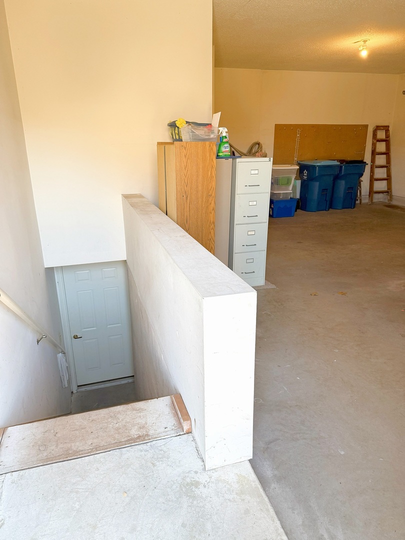 132 Fox Trot Dixon, IL 61021 - Photo 34 of 42 view of a terrace with sky view
