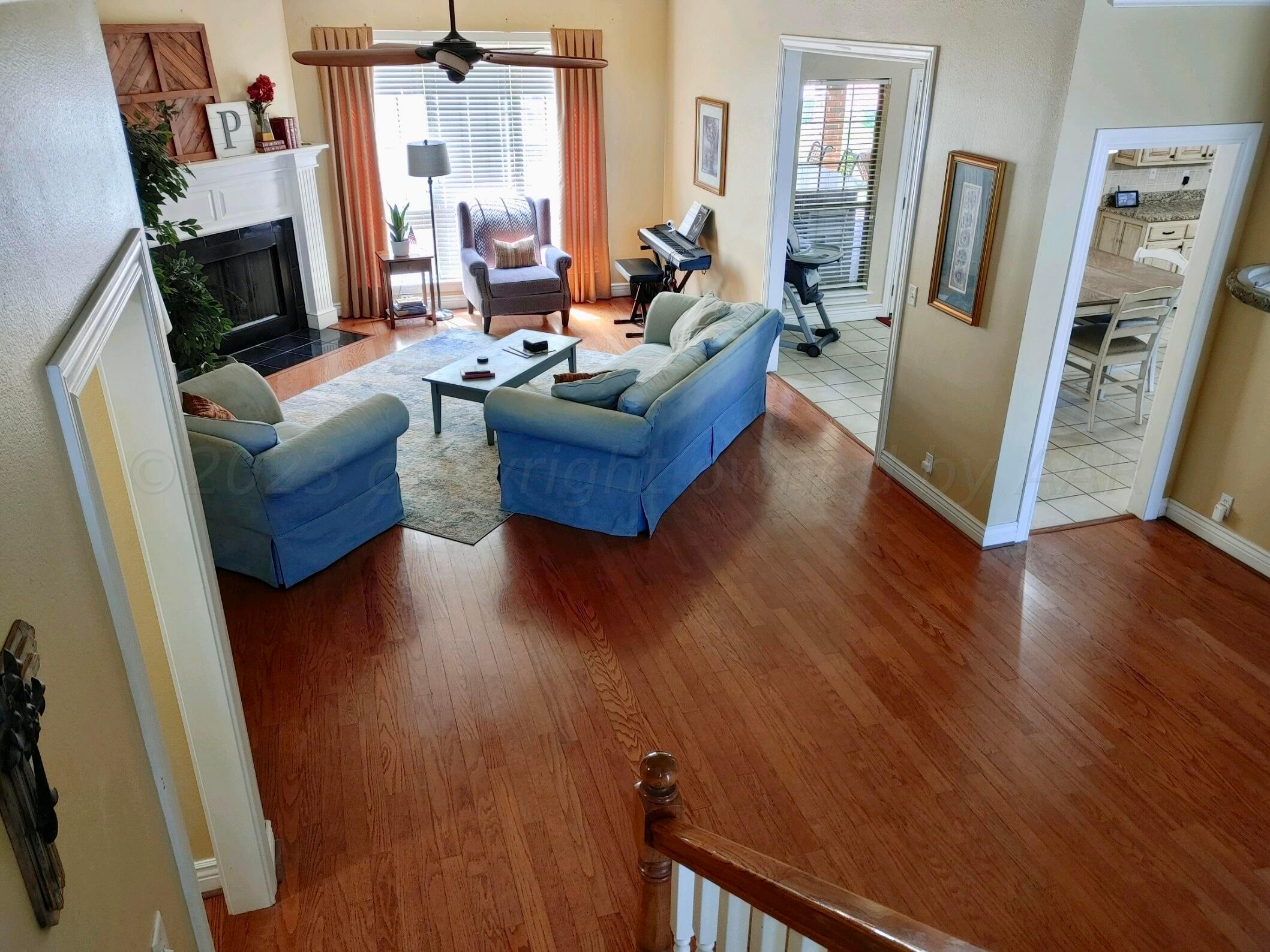 9 Cypress Point Amarillo, TX 79124 - Photo 16 of 42 Living Room