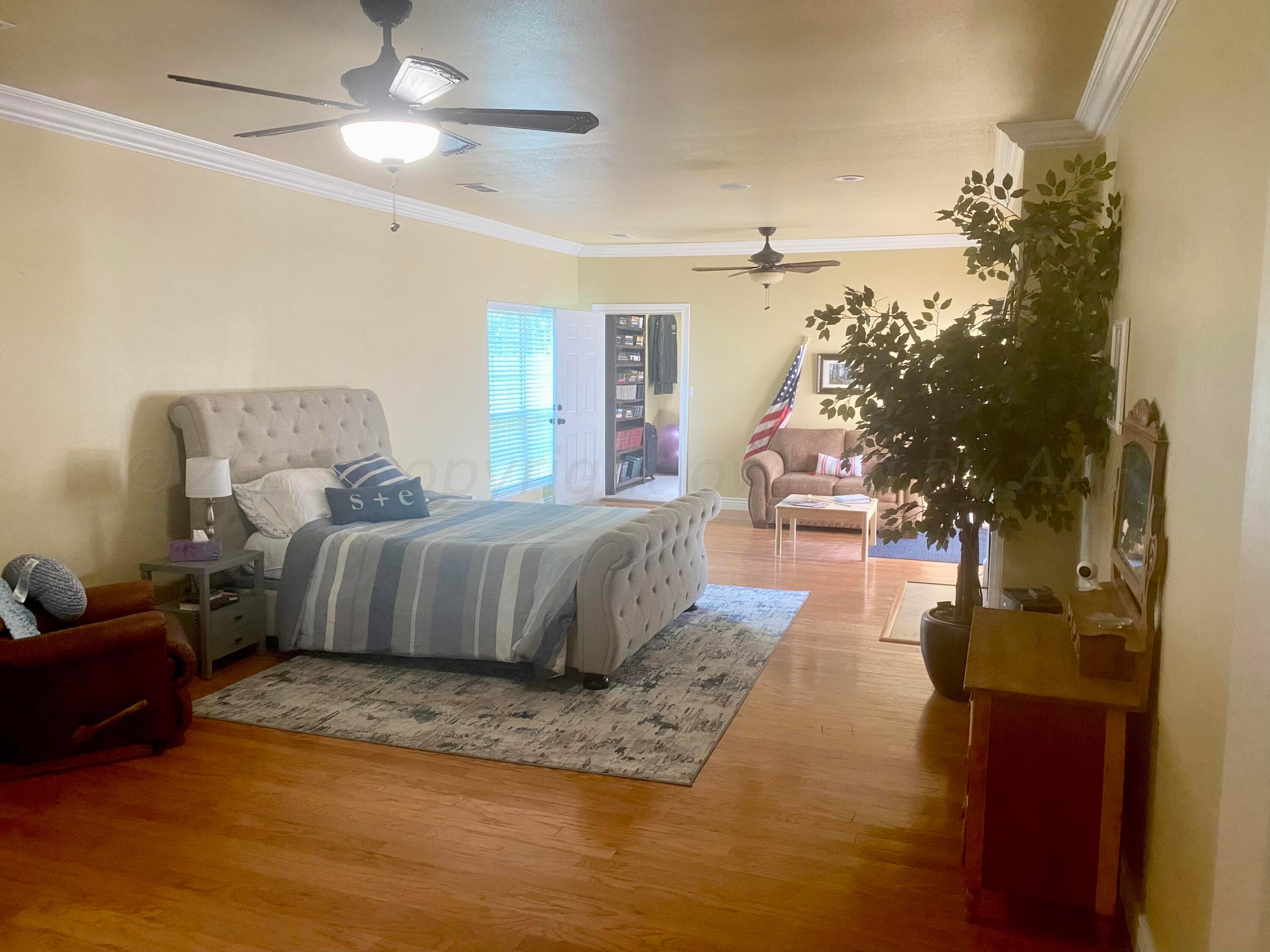 9 Cypress Point Amarillo, TX 79124 - Photo 18 of 42 Master Bedroom