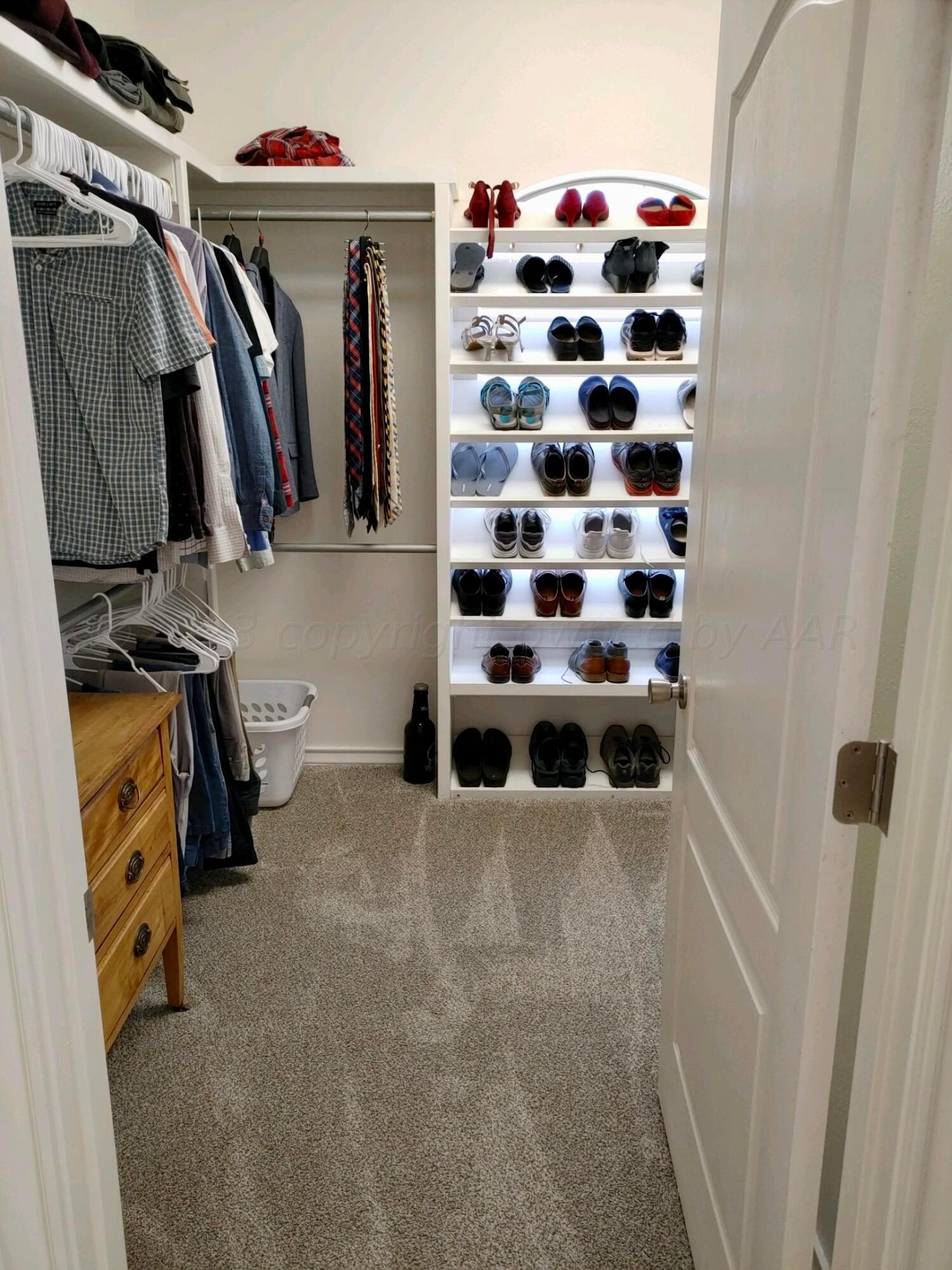 9 Cypress Point Amarillo, TX 79124 - Photo 20 of 42 Her Closet