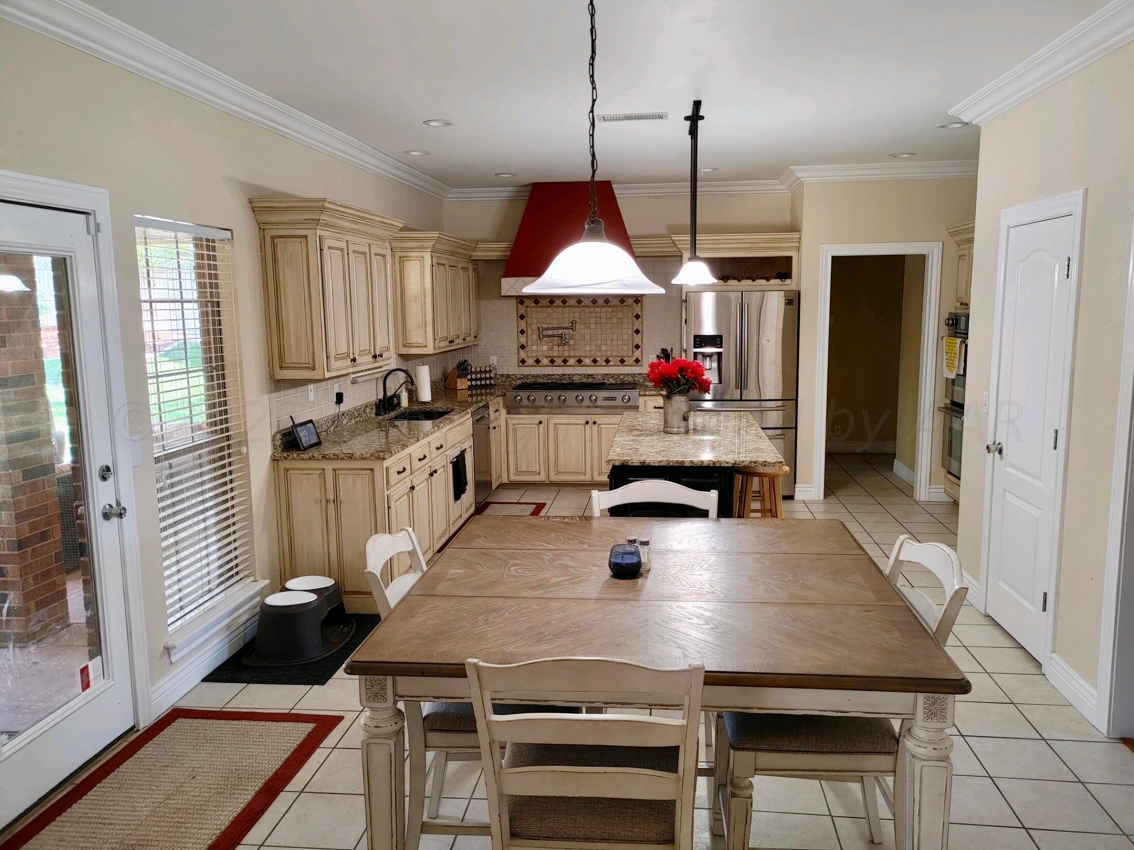 9 Cypress Point Amarillo, TX 79124 - Photo 10 of 42 Kitchen