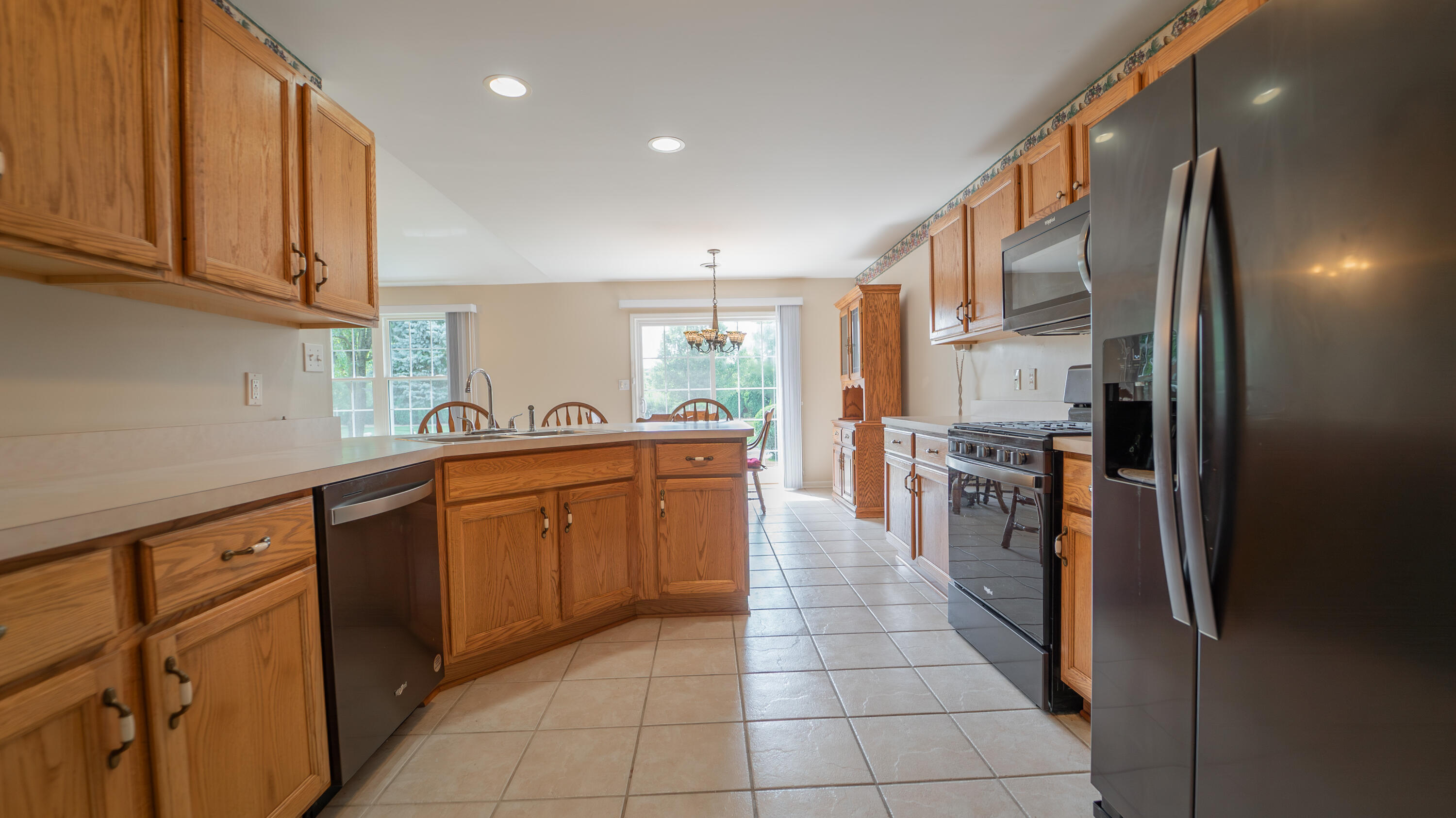 950 Easy Street, Unit B Crown Point, IN 46307 - Photo 8 of 23 3000x1686