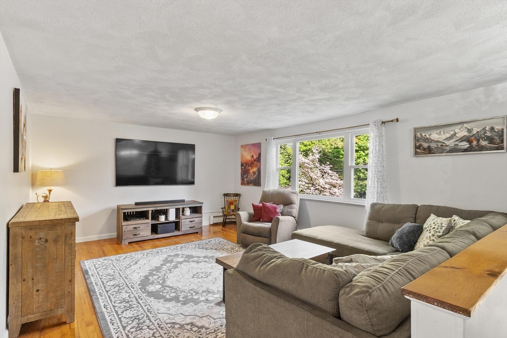 12 Murphy Road Hudson, MA 01749 - Photo 20 of 36