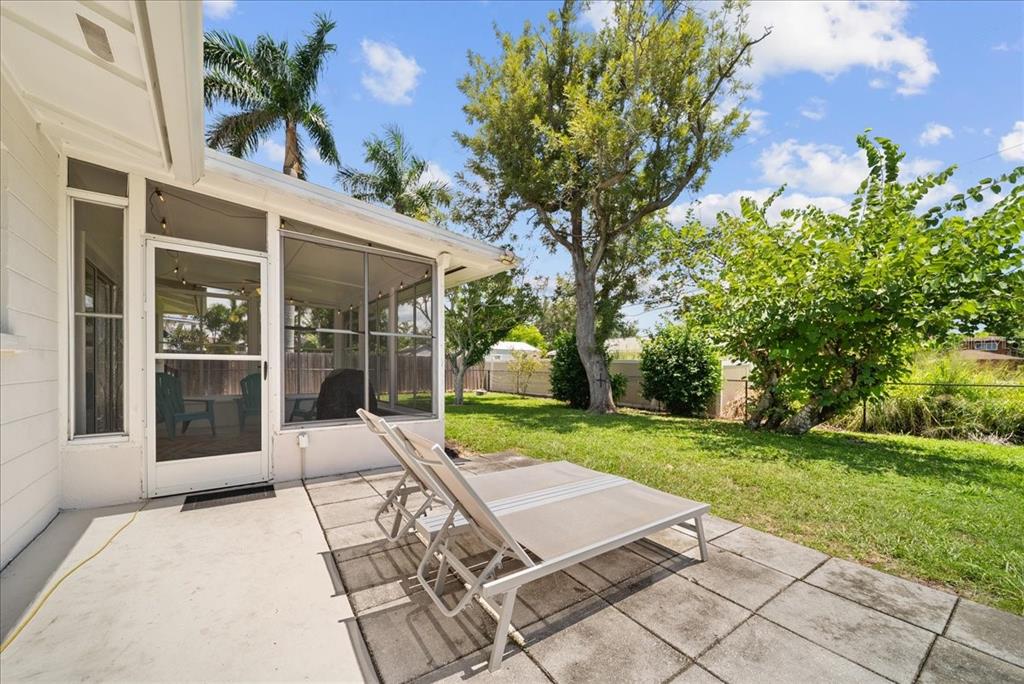 637 Flamingo Road Venice, FL 34293 - Photo 27 of 35 Gallery Image 27