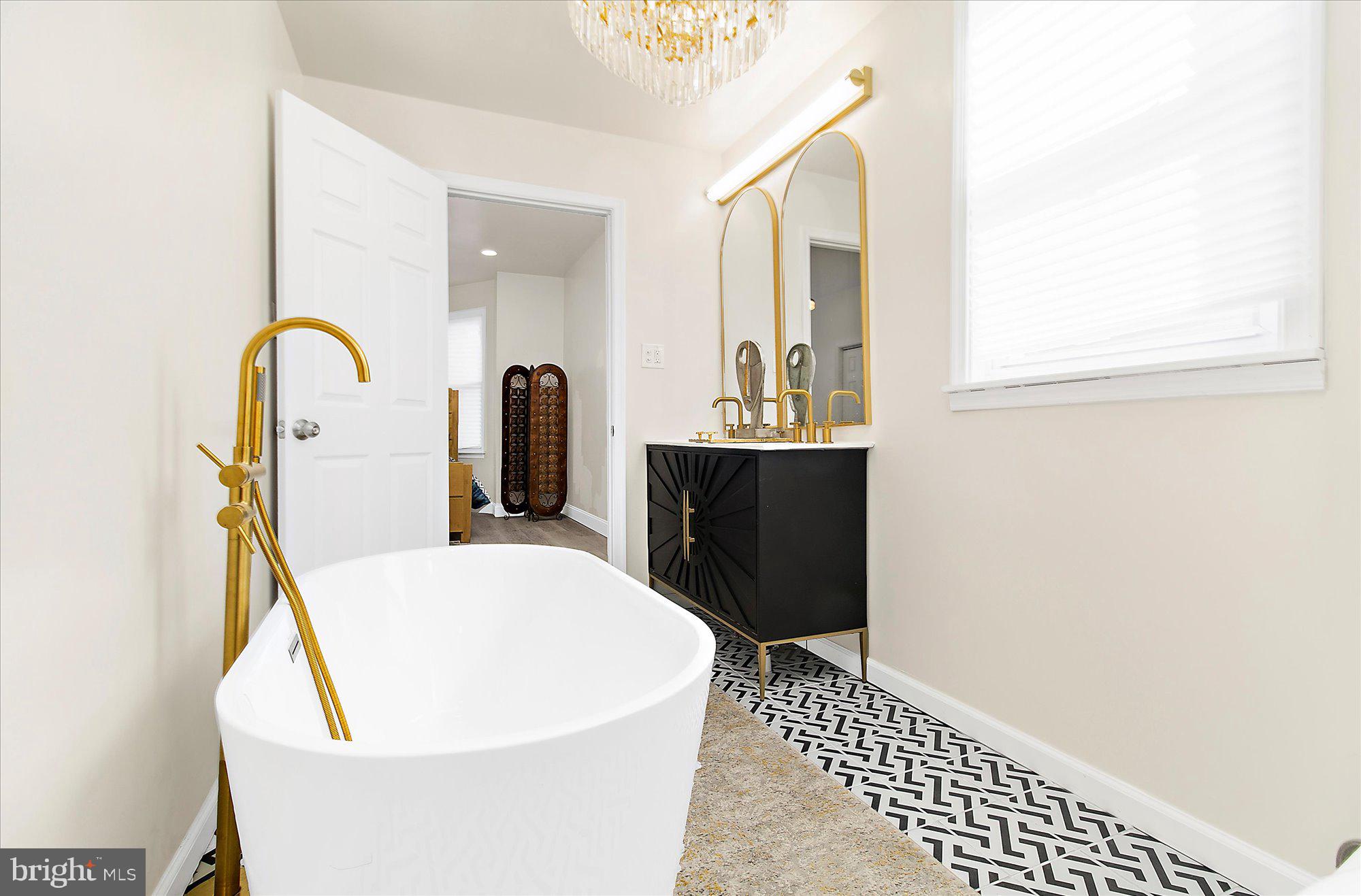 5119 Springfield Avenue Philadelphia, PA 19143 - Photo 18 of 33