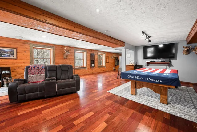 $428,000 | 9588 Akes Hill Road, Dillsboro, IN 47018