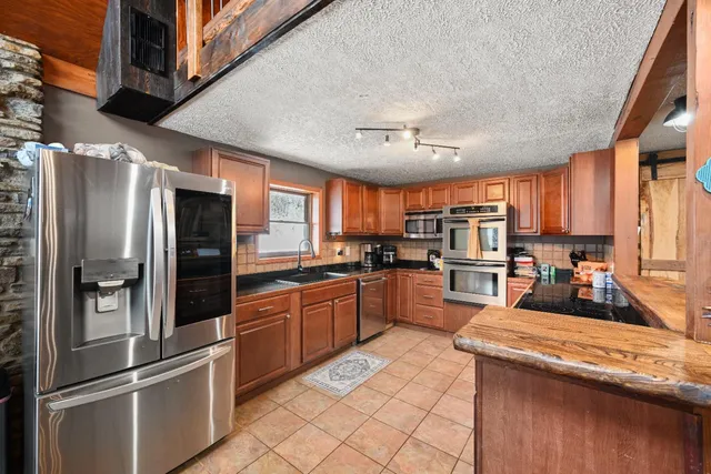 $428,000 | 9588 Akes Hill Road, Dillsboro, IN 47018