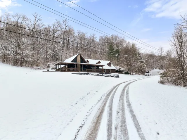 $428,000 | 9588 Akes Hill Road, Dillsboro, IN 47018