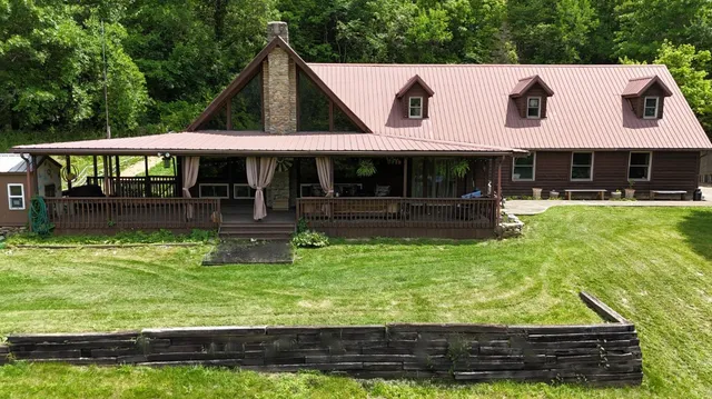 $428,000 | 9588 Akes Hill Road, Dillsboro, IN 47018