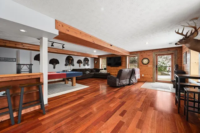 $428,000 | 9588 Akes Hill Road, Dillsboro, IN 47018