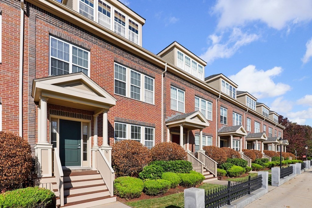 2 Powder Mill Square, Unit 6 Andover, MA 01810 - Photo 1 of 35 Gallery Image 1