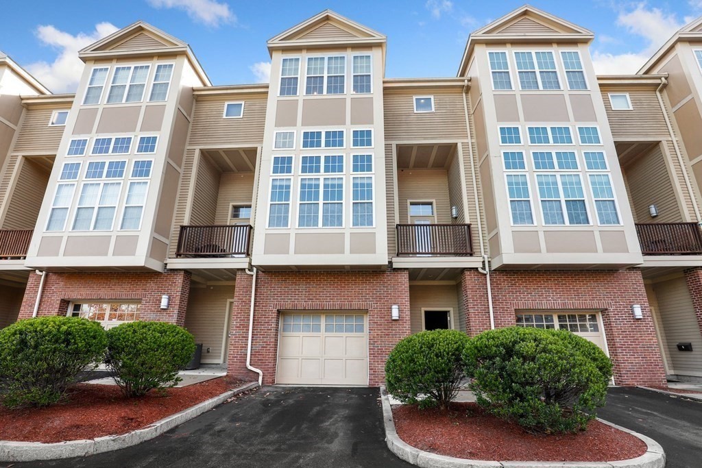 2 Powder Mill Square, Unit 6 Andover, MA 01810 - Photo 30 of 35 Gallery Image 30