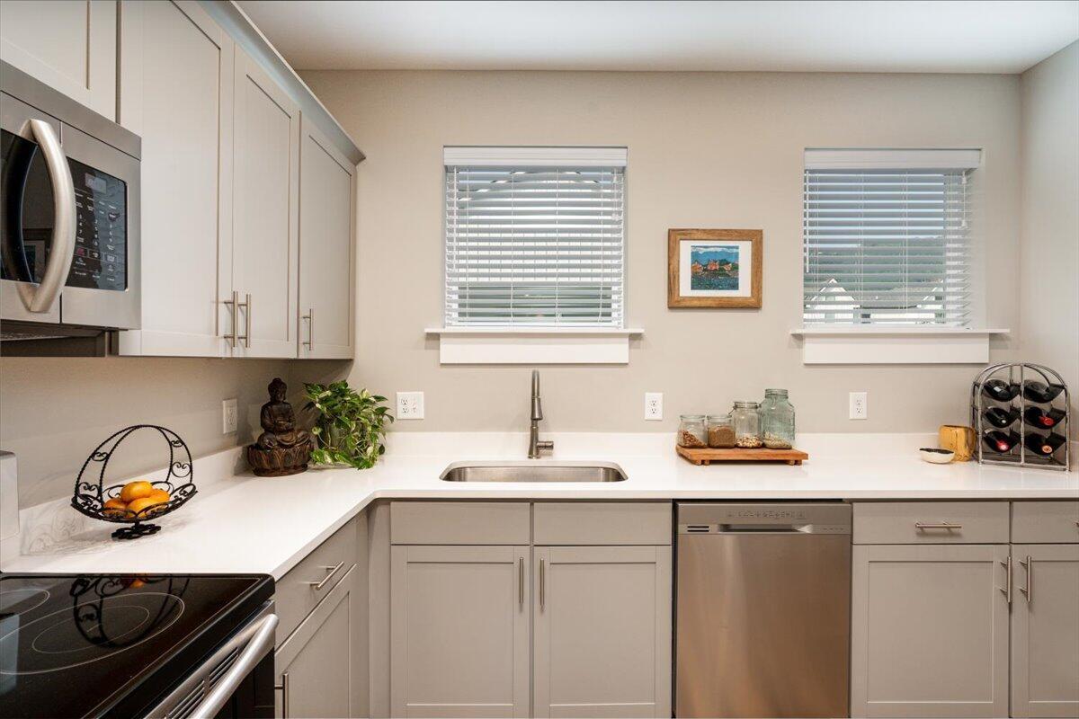 1437 Stockyard Place Chattanooga, TN 37408 - Photo 7 of 25 20230526130430104689000000-o