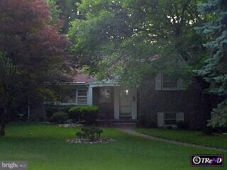 407 Atwater Road Broomall, PA 19008 - Photo 2 of 5 Gallery Image 2